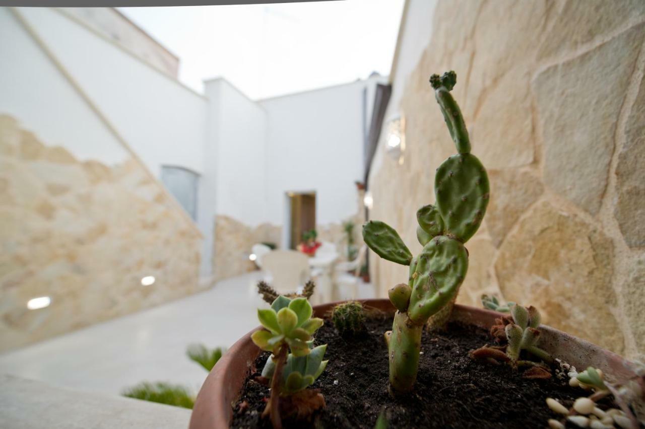 דירות מסניה Casa Bova מראה חיצוני תמונה